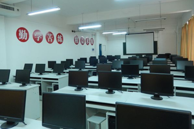 贵州省计算机技工学校计算机应用技术专业特色解析