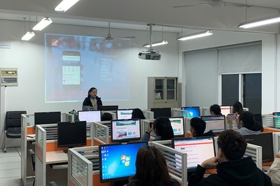 图书馆成功举办2021级班干部电子资源系列培训